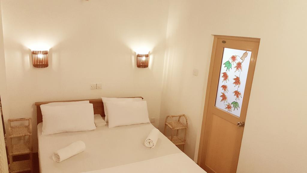 Sweden Inn Guesthouse Hikkaduwa Pokoj fotografie