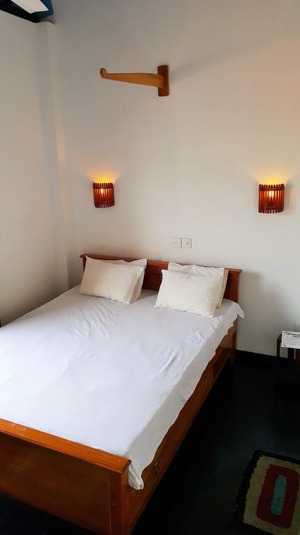 Sweden Inn Guesthouse Hikkaduwa Pokoj fotografie