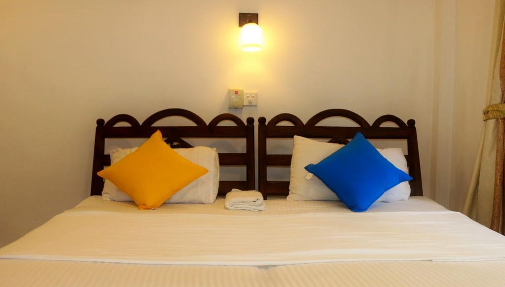 Sweden Inn Guesthouse Hikkaduwa Exteriér fotografie